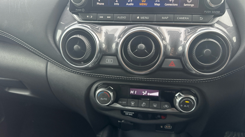 Nissan Juke 1.6 Hybrid N-Connecta 5dr Auto Hybrid Hatchback